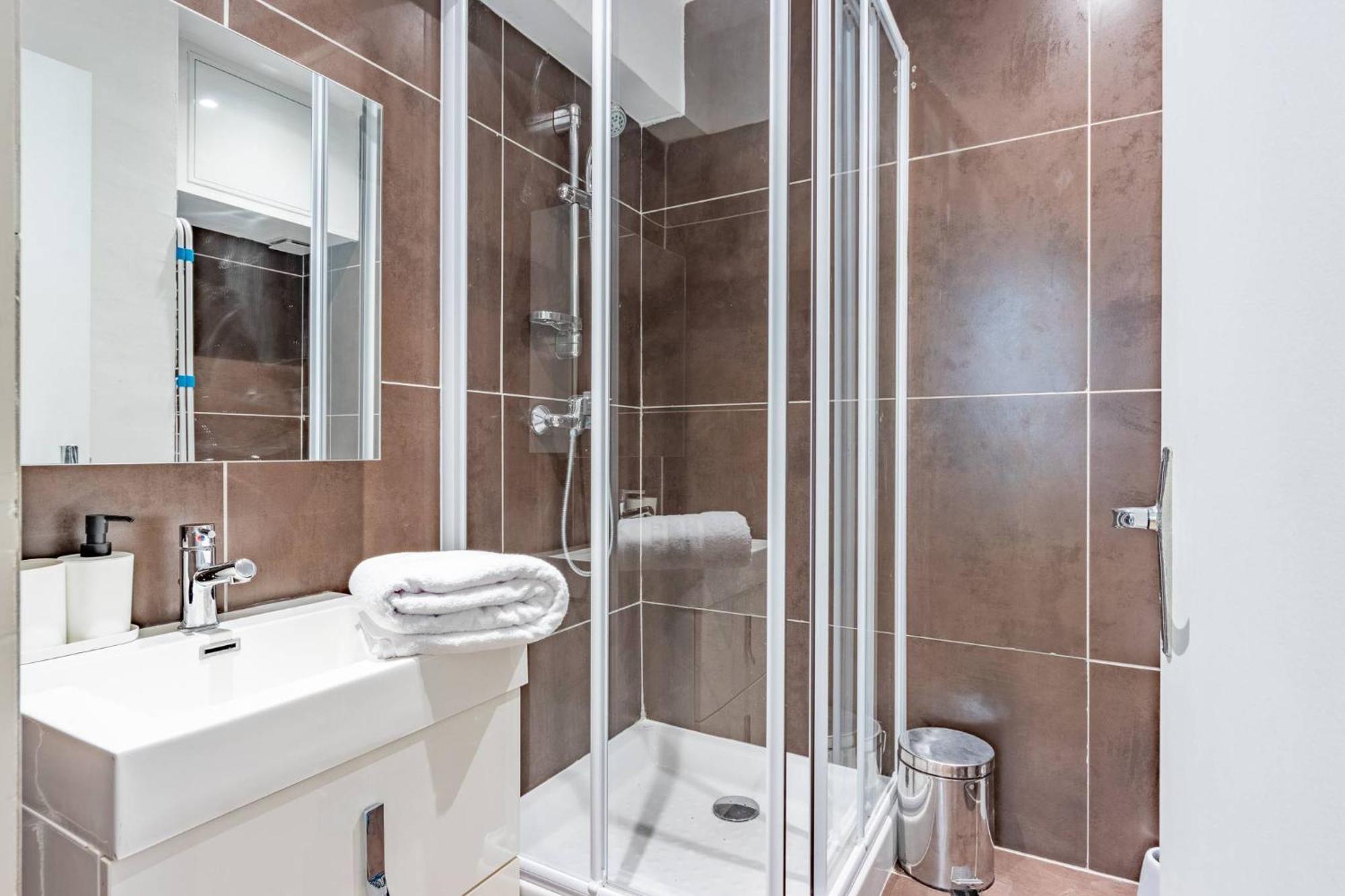 Apartmán Le Nid Douillet - Lit King Size Montauban Exteriér fotografie